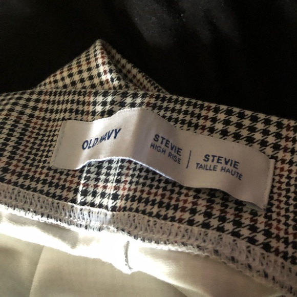 Ladies plaid crop pants - Picture 2 of 4